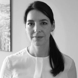 Maria  de la Fuente