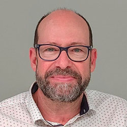 Manel Guillem Ballesteros